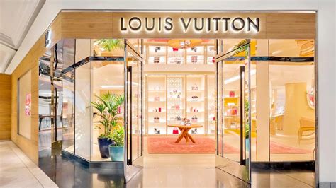 shop Louis Vuitton outlet sale